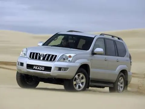 Toyota giảm giá bán xe SUV