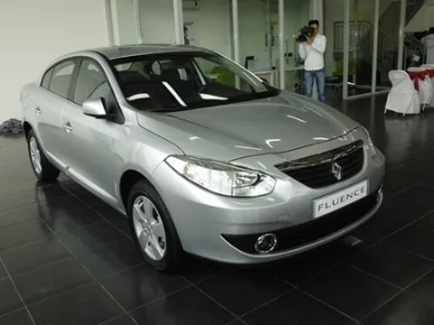 Chính thức trình làng Renault Fluence