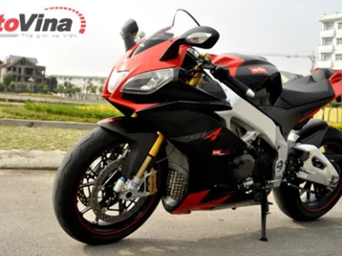 2010 Aprilia RSV4 Factory : Sức mạnh tuyệt đối