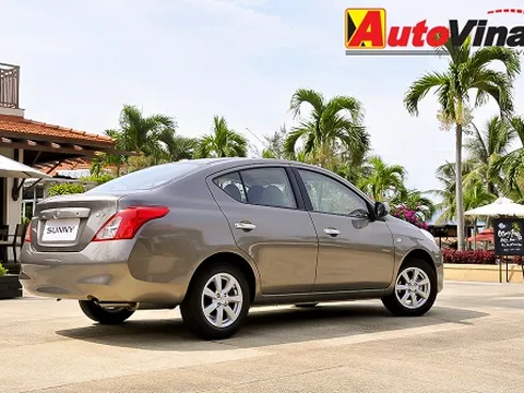 Cận cảnh Nissan Sunny tại Việt Nam