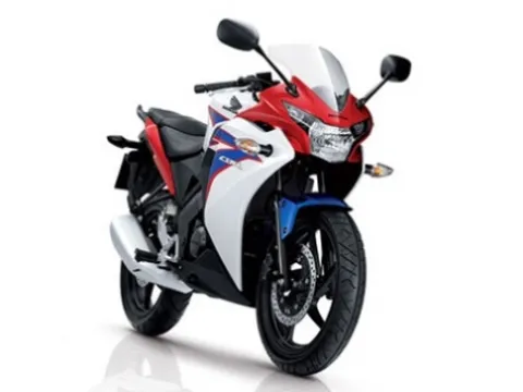  Thể thao hơn với CBR125R 2011
