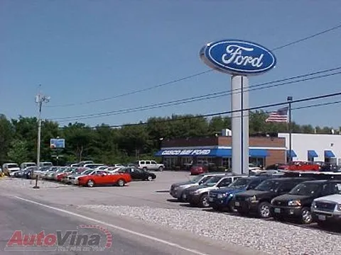 Ford lãi lớn nhờ tăng giá xe mới