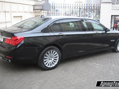 Chiếc BMW 760 Li chống đạn bởi Armortech