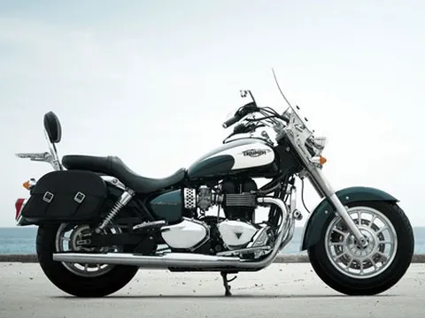 Triumph hé lộ mẫu xe America Horizon