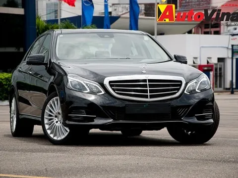 Cận cảnh xe sang Mercedes E400 tại Việt Nam 
