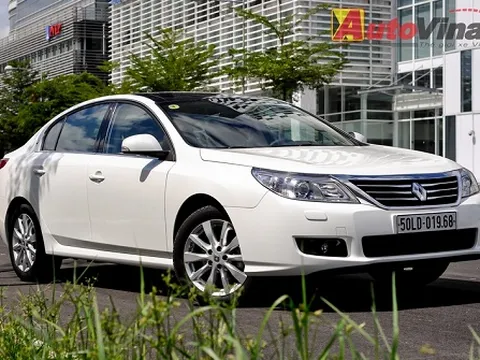 Khám phá Renault Latitude tại Việt Nam