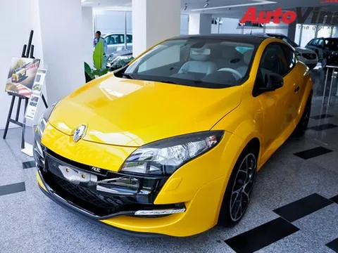 Cận cảnh Renault Megane Sport ở Sài Gòn