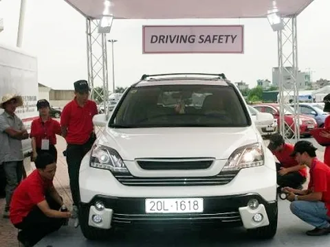 Khởi động "Vì cộng đồng ô tô Việt 2013"