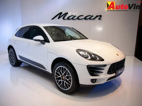 Cận cảnh Porsche Macan R4 tại Việt Nam