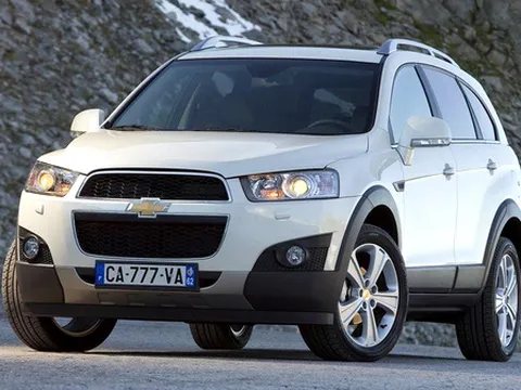 Chevrolet Captiva 2013 công bố giá