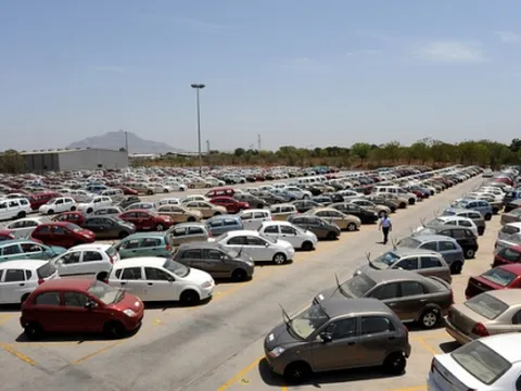 Doanh số xe bán ra tại Anh trong năm 2011 giảm