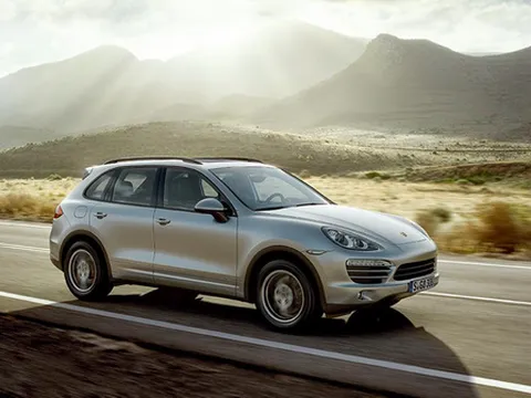 Ưu đãi 100 triệu cho Porsche Cayenne tại VN