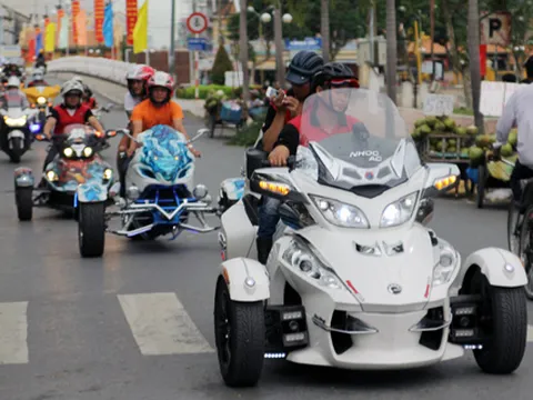 Siêu môtô tụ hội tại An Giang