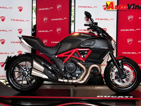 Ducati Diavel 2015 ra mắt Việt Nam