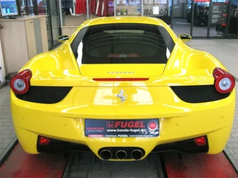 Cận cảnh siêu xe Ferrari 458 Italia thứ 3 tại Việt Nam