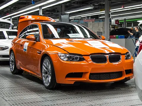 BMW ngưng sản xuất M3 Coupe