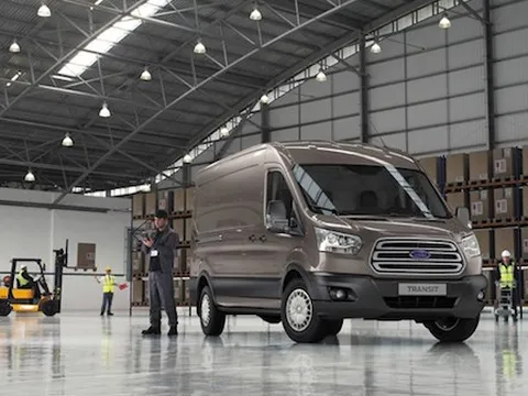 Ford Transit 2015 hoàn toàn mới ra mắt