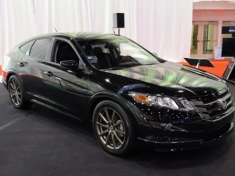 Điều thú vị ẩn sau Honda Accord Crosstour HFP 