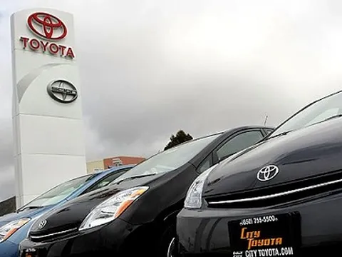 2010:Toyota là nhà sản xuất xe hơi lớn nhất thế giới 