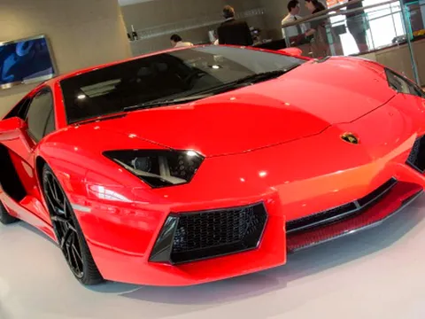 Sẽ không có Aventador 4 chỗ