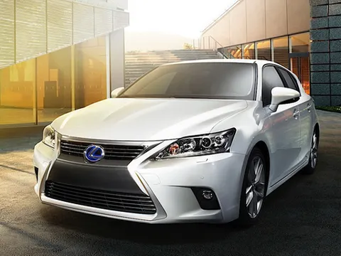Chính thức: Lexus CT200h 2014 lộ diện