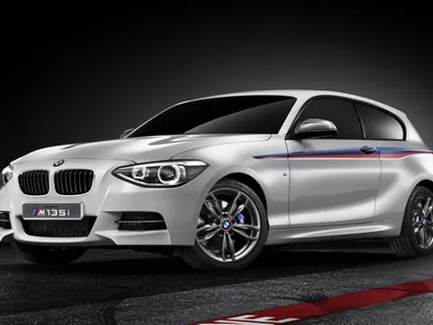 M135i xDrive mới từ BMW