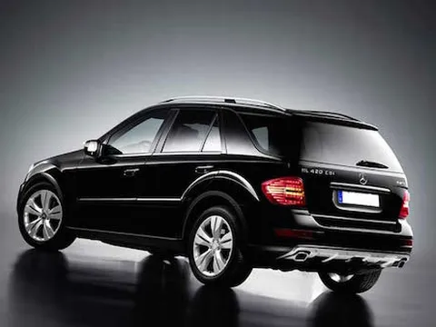 Mercedes M-Class sắp được đổi tên