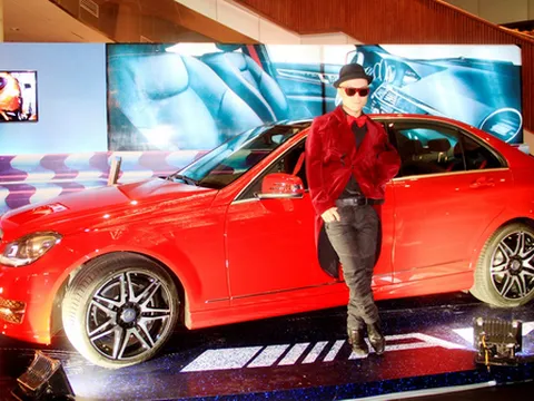 Mercedes-Benz đồng hành cùng show thời trang