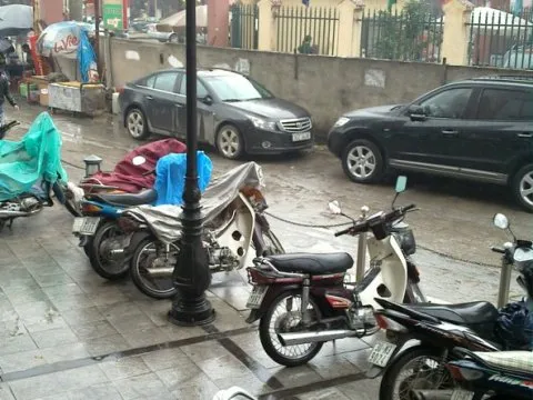 Tư vấn bảo quản xe mùa mưa phùn
