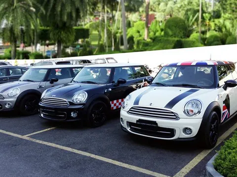 Mua xe MINI tại Việt Nam, được nhận quà noel