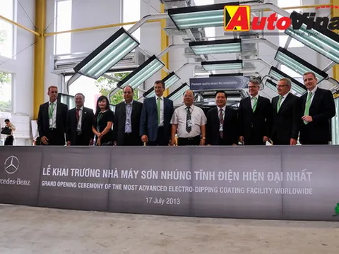 Mercedes VN khánh thành nhà máy sơn tĩnh điện