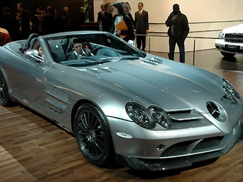 Mercedes SLR McLaren 722S trình làng tại Paris