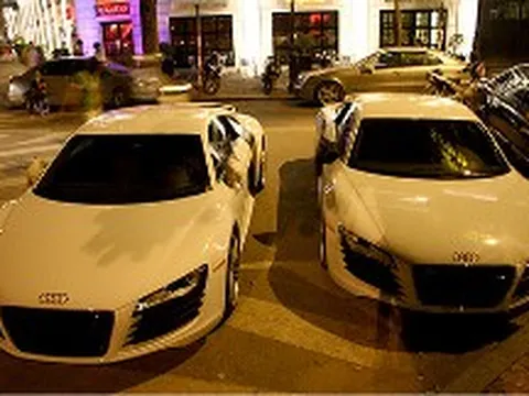 Bộ đôi siêu xe Audi R8 tại Hà Nội