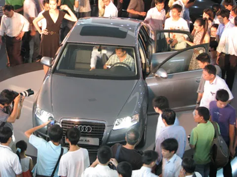 Công nghiệp ô tô vẫn mù mờ dòng xe chủ lực