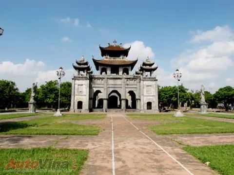 Phát Diệm: Sự hòa trộn kiến trúc đông - tây