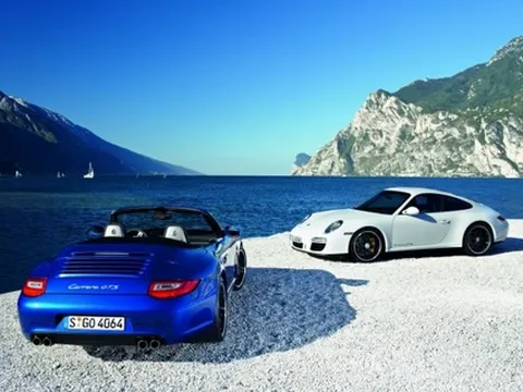 Porsche : Tốc độ nhưng phải tiết kiệm !
