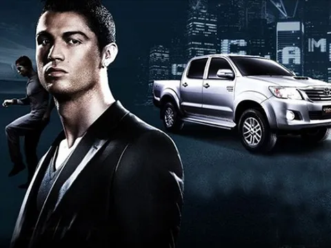 CR7 sắm xe bán tải Toyota Hilux