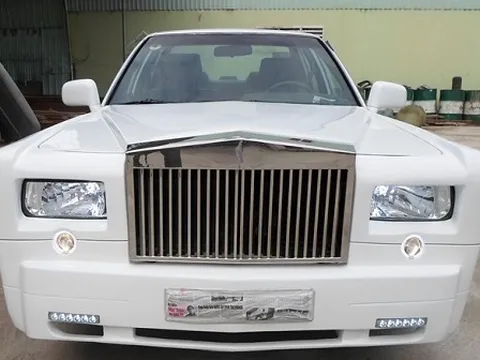 Rolls-Royce Phantom nhái giá 300 triệu ở Sài Gòn 