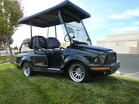 Shelby Mustang GT500KR dùng làm xe Golf ?
