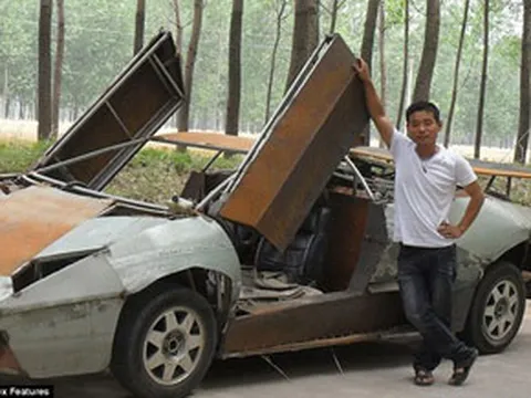 Khi “siêu xe” chở…phân bón