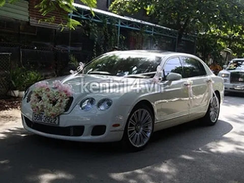 Siêu xe hội tụ ở đám cưới hot girl