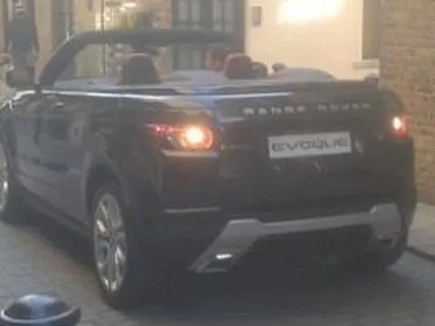 Xuất hiện Range Rover Evoque mui trần