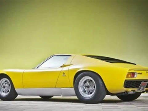 Cận cảnh Lamborghini Miura đắt nhất thế giới