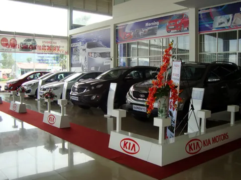 Thị trường ôtô nín thở chờ giảm thuế trước bạ