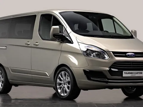 Ford sắp ra xe Transit thế hệ mới