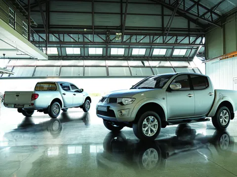 Triton GLS 2013 tại Việt Nam có gì mới?