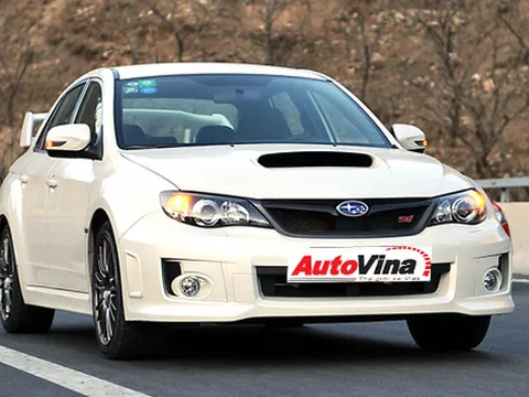 Subaru bất ngờ giảm giá Impreza WRX STI
