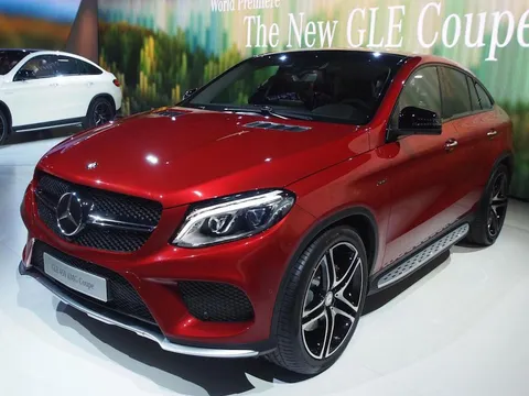 Ngắm bộ đôi Mercedes C450 và GLE450 AMG Coupe