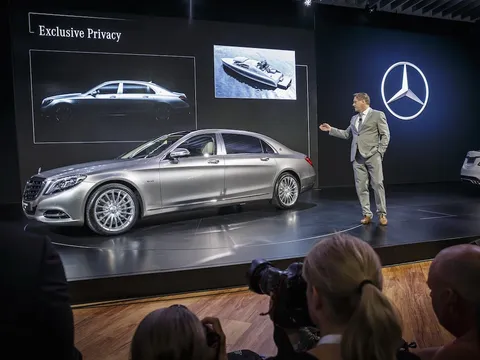 Mercedes-Maybach S600 có giá chính thức tại Mỹ, rẻ hơn châu Âu