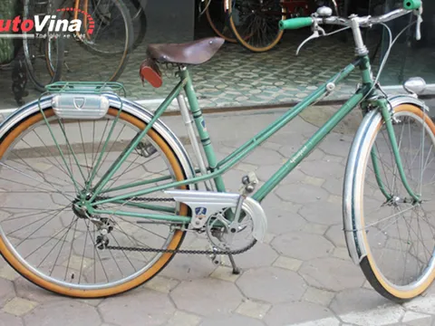 Xe đạp Peugeot đắt ngang Honda SH giữa đất Hà thành